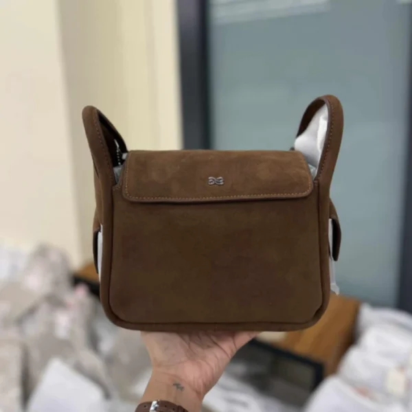 Treasure Suede 22cm